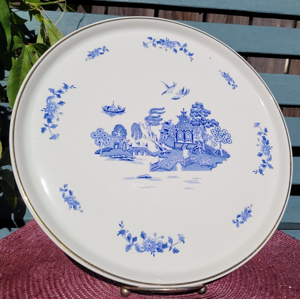 Vintage Willow cake plate Royal Design Group